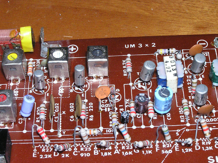 RADIO KITS IN JA : ゲルマニウムトランジスタラジオ SKT-601 その2