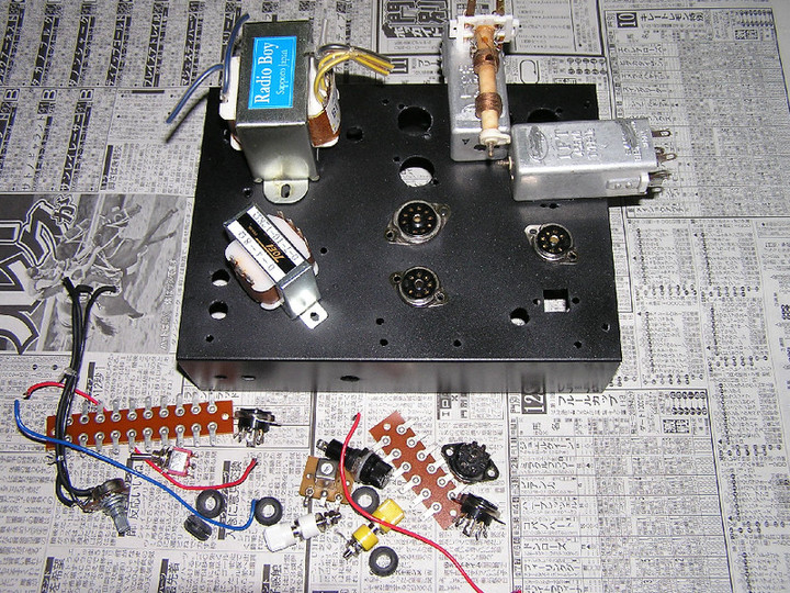 RADIO KITS IN JA : 真空管ラジオの製作 中波MT管6球ラジオ 自作局発