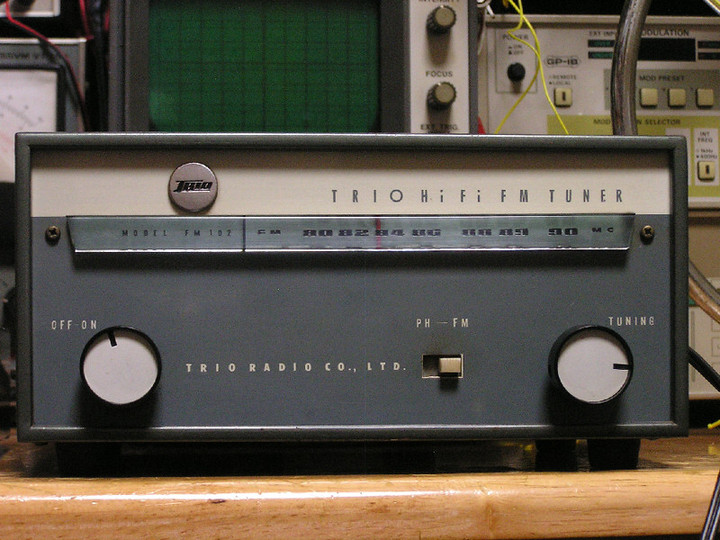 RADIO KITS IN JA : TRIO FMチューナー FM-102