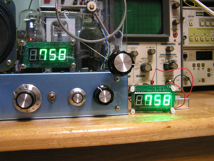 時計 販売済み ラジオ周波数カウンター アンプ