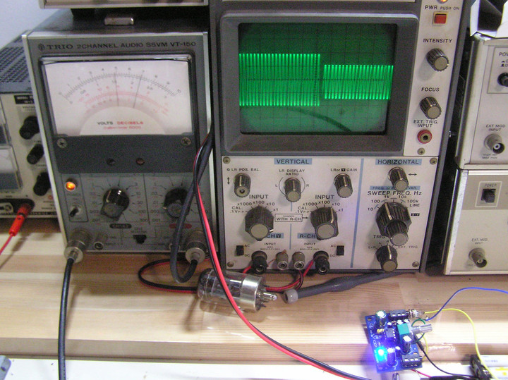RADIO KITS IN JA : ヘッドホンアンプ ： audio ICで造る小型